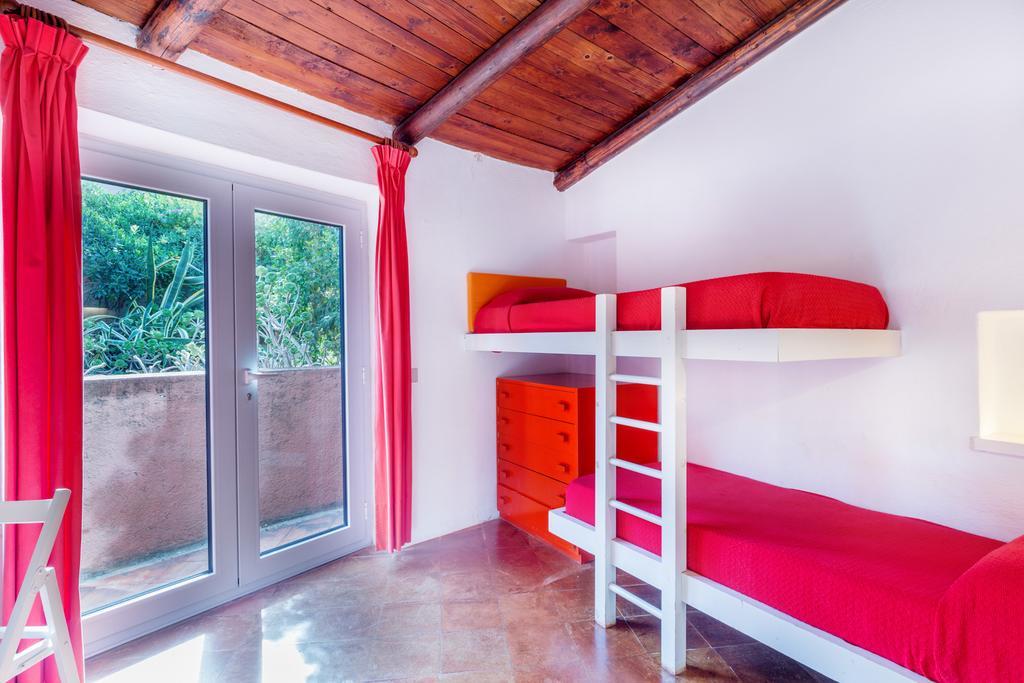 Le Sfumature Di Melograno Villa Costa Paradiso Exterior foto